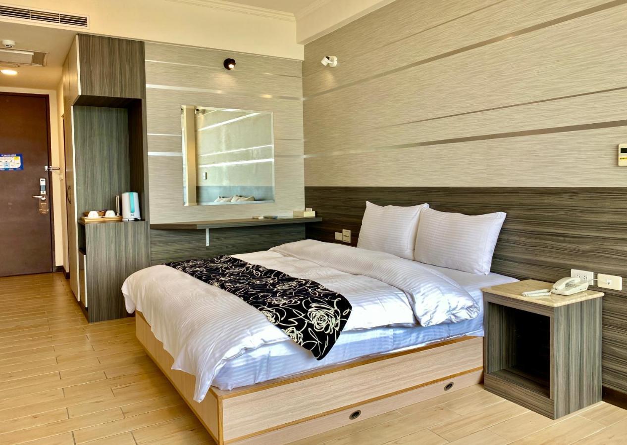 Ming Yue Hu Hotel Yuchi Exterior foto